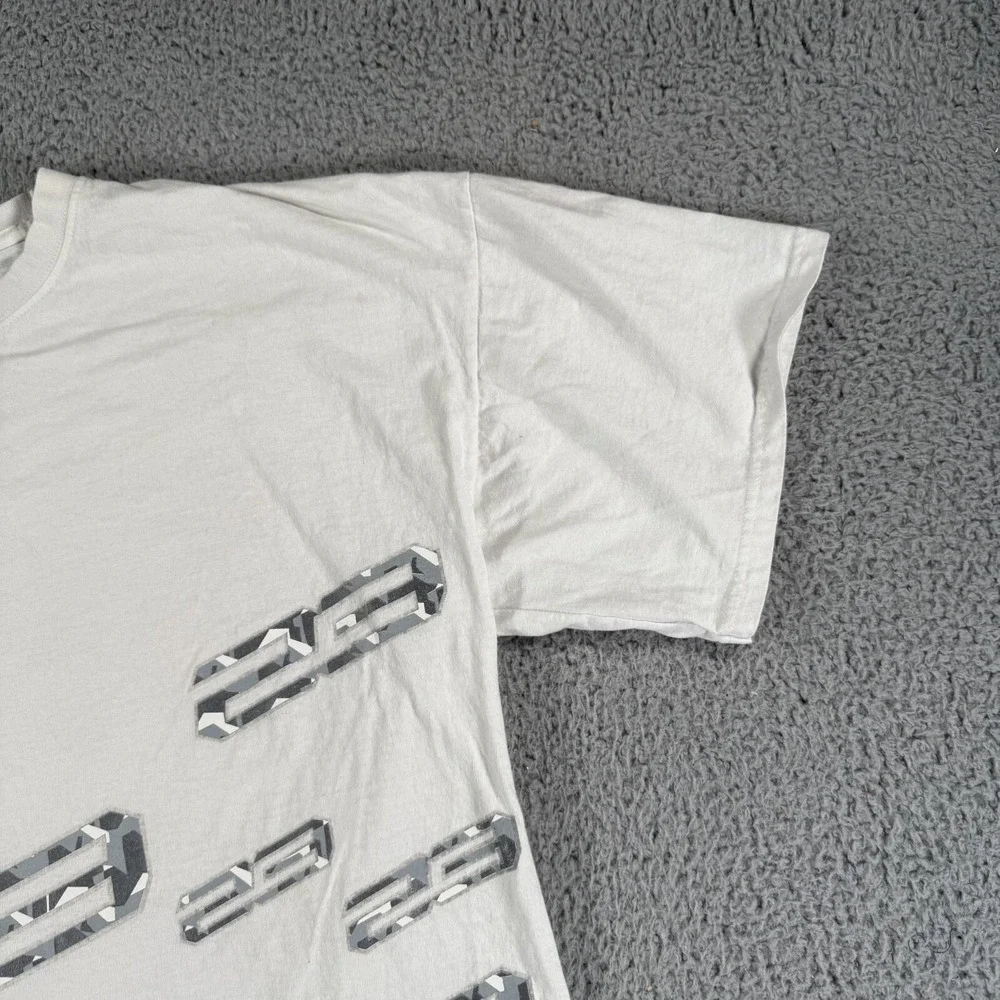 Vintage Jordan Center Logo T Shirt Mens‎ 2XL White Embroidered AOP Short Sleeve